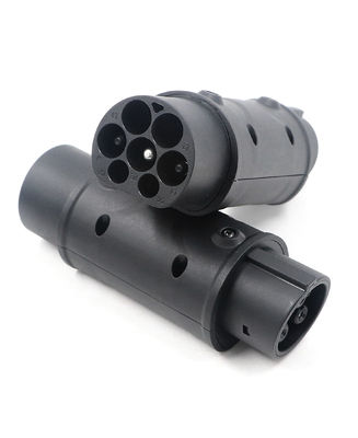 90% EV Type1 Type2 Adaptateur 32A 1Phase 3 Phase Schuko pour la recharge des voitures électriques
