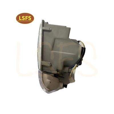 Appareil pour voiture quotidienne Iveco Feuille de tête de phare droit OE 4833004 Performance supérieure
