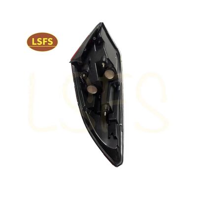 MG5 Feuille arrière droite de montage de voiture OE 30030330 SAIC