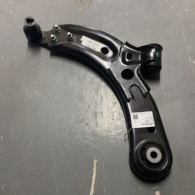 OE 10228100 10228200 bras de commande avant inférieur pour MG ZS côté droit et gauche