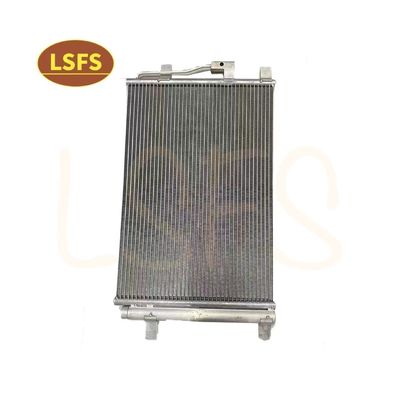 MG ZS OE 10248490 2017- Année Vente en gros directe de condensateur de réservoir d'eau ASM
