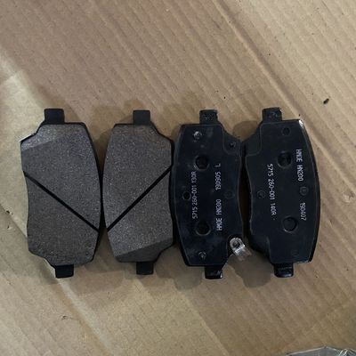 Les plaquettes de frein de roue avant pour Maxus G50 OEM C00168948 Longue durée