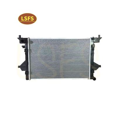 Réservoir d'eau du radiateur à condensateur pour rameur I5 I6 MG5 OE 10451321 National 6 Vente directe